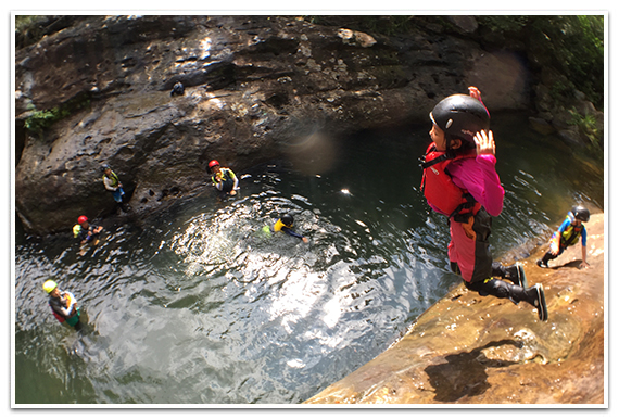 Canyoning image